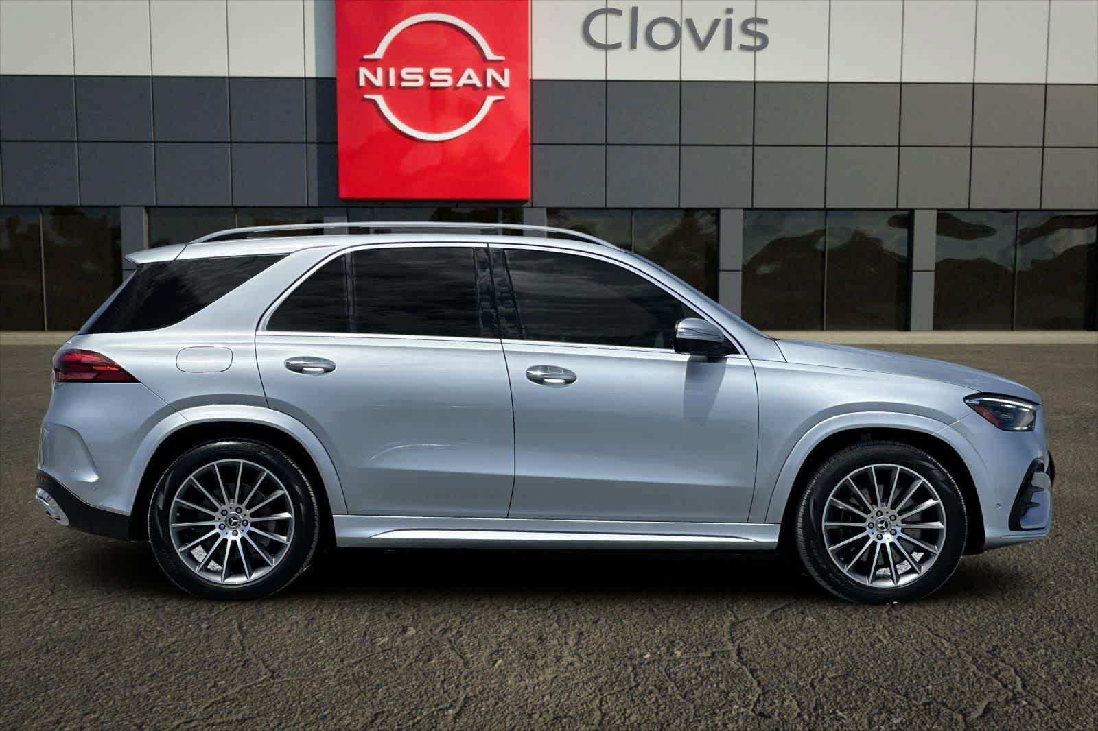 Used 2024 Mercedes-Benz GLE 450 4MATIC image 9