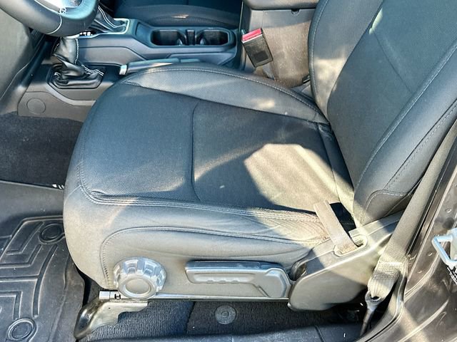 Used 2021 Jeep Gladiator Overland image 19