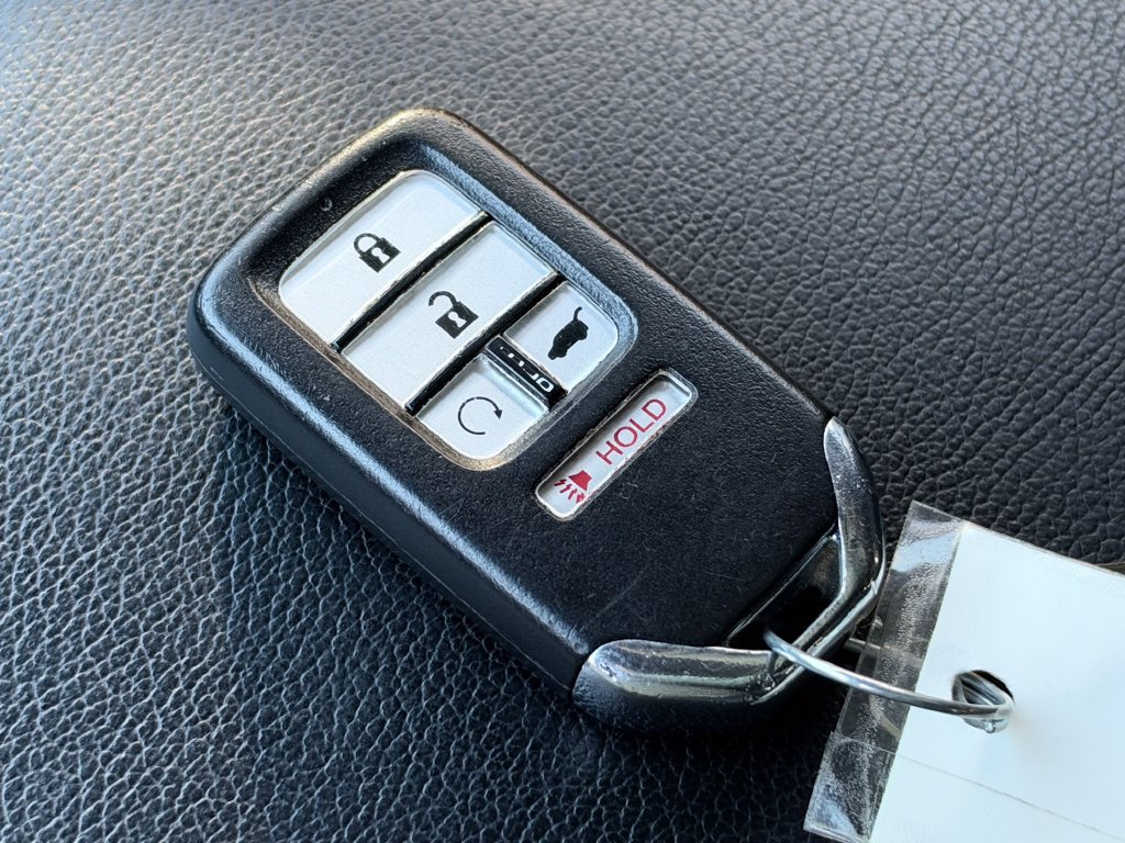 Used 2022 Honda CR-V Touring image 32
