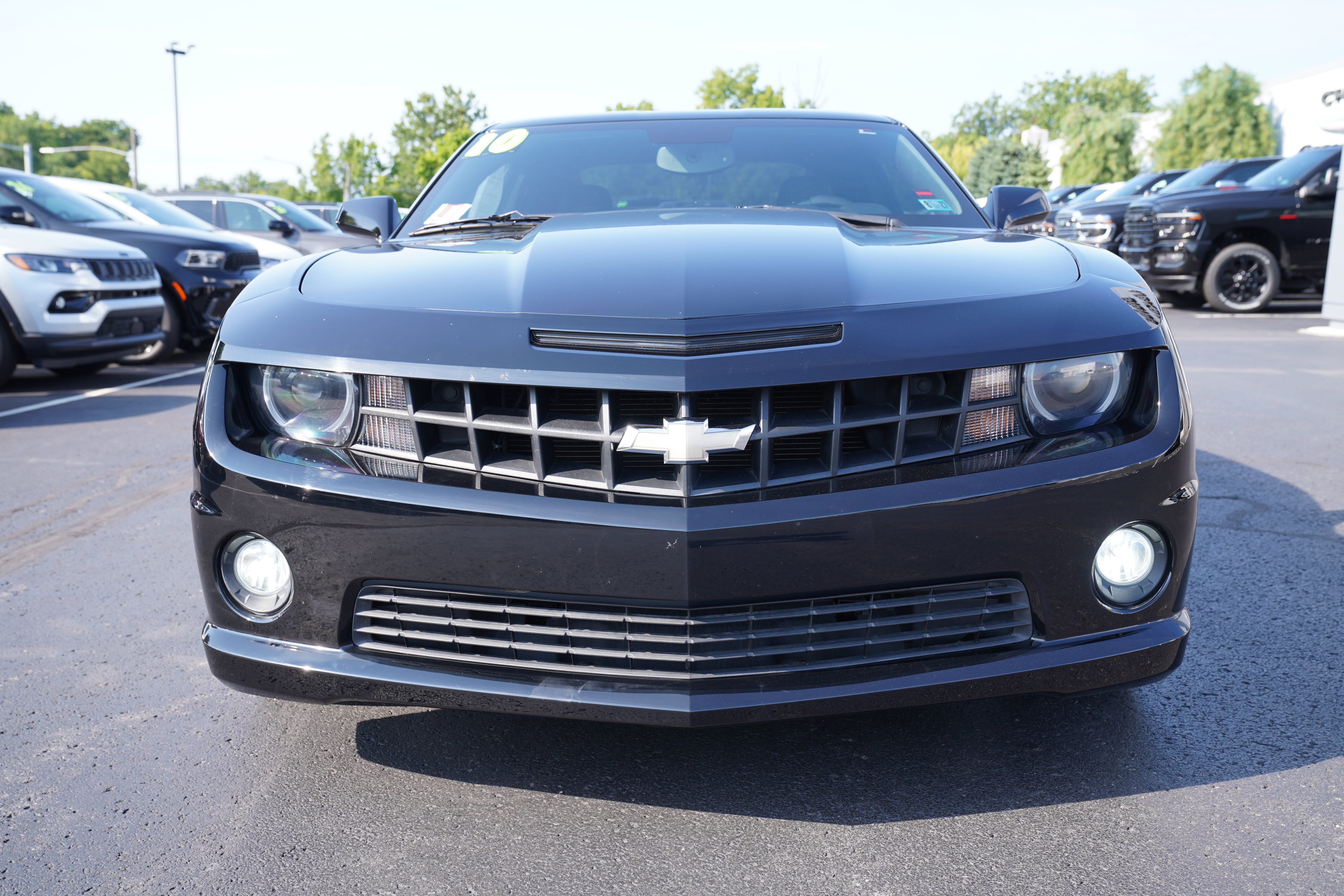 Used 2010 Chevrolet Camaro SS w/ RS Package RWD image 9