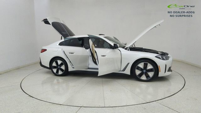 Used 2025 BMW i4 eDrive40 w/ Premium Package RWD image 72