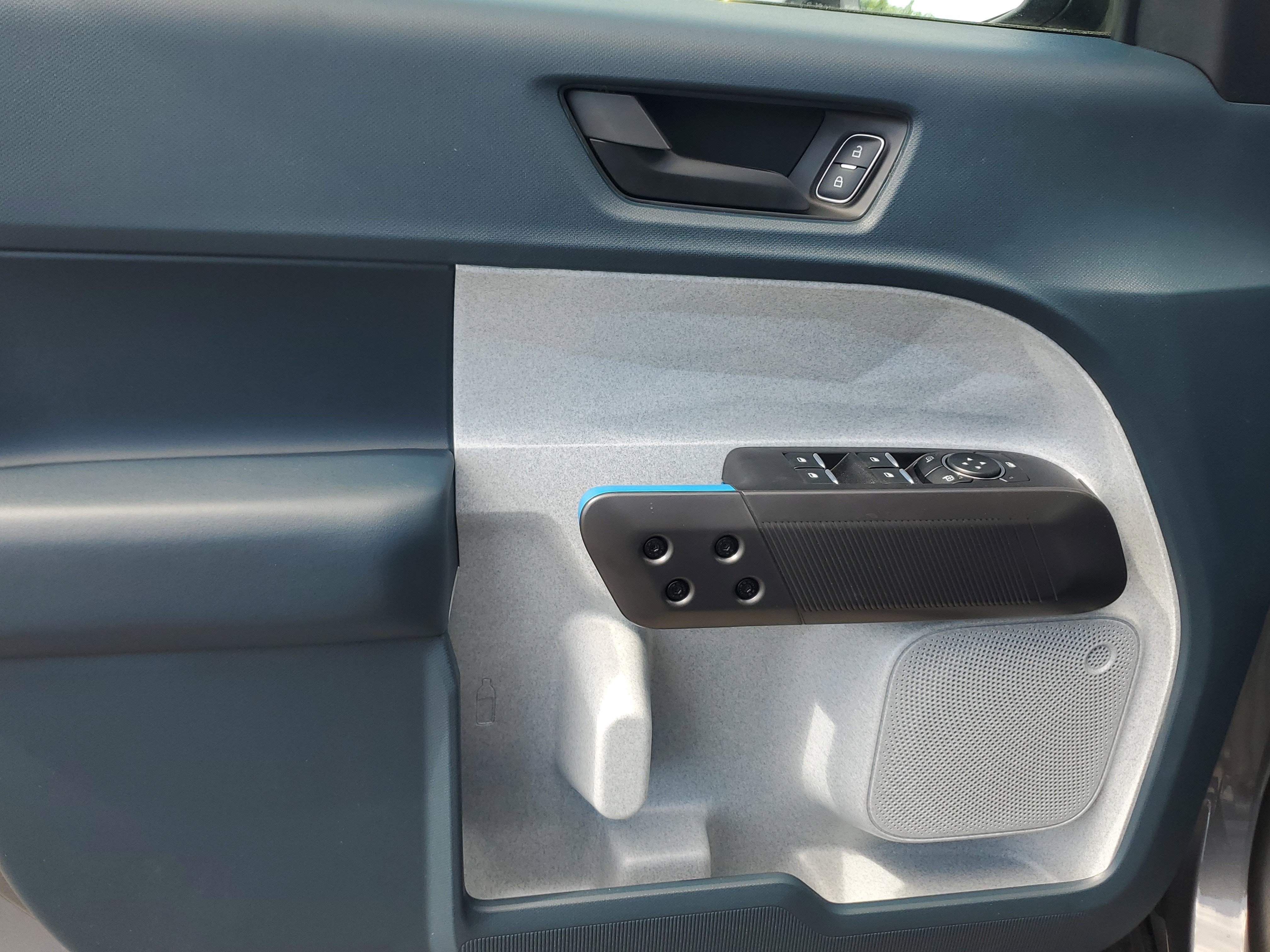 New 2026 Ford Maverick XLT w/ XLT Luxury Package FWD image 13