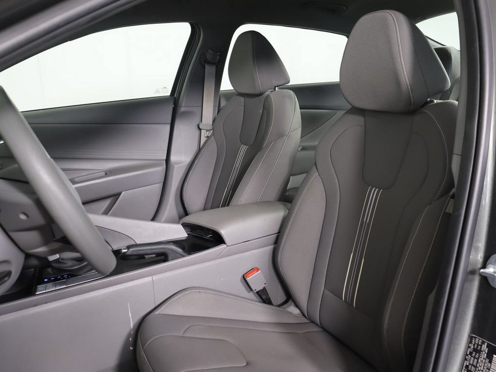 Used 2024 Hyundai Elantra SEL FWD image 24