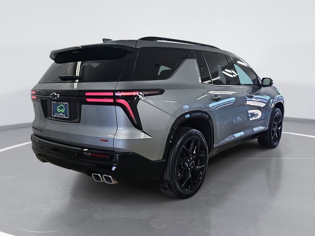 Certified 2025 Chevrolet Traverse RS w/ LPO, Floor Liner Package image 3
