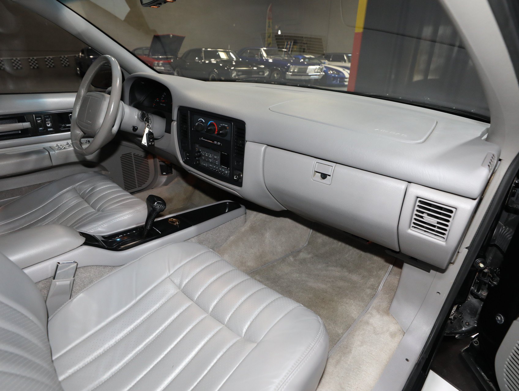 Used 1996 Chevrolet Impala SS RWD image 36
