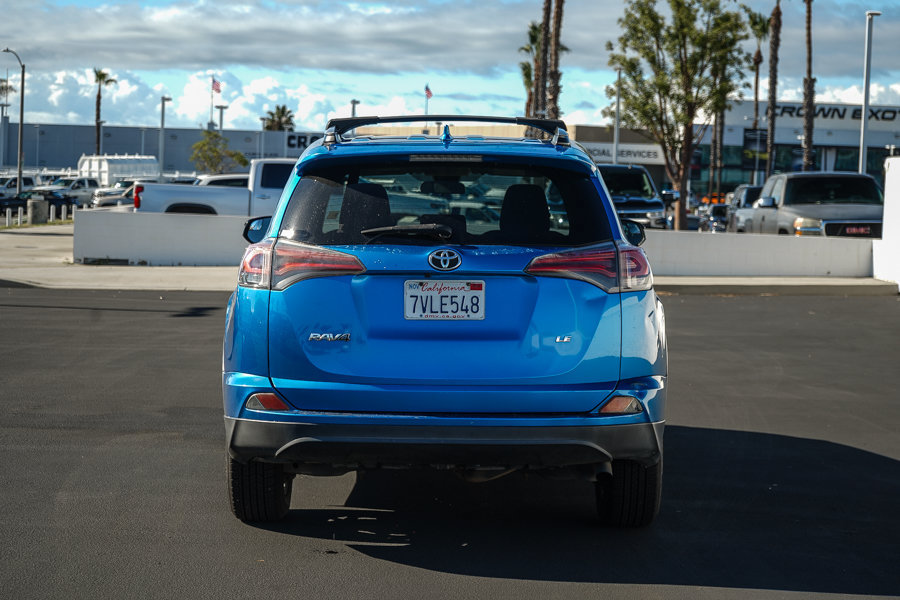 Used 2017 Toyota RAV4 LE w/ Cargo Management Package FWD image 7