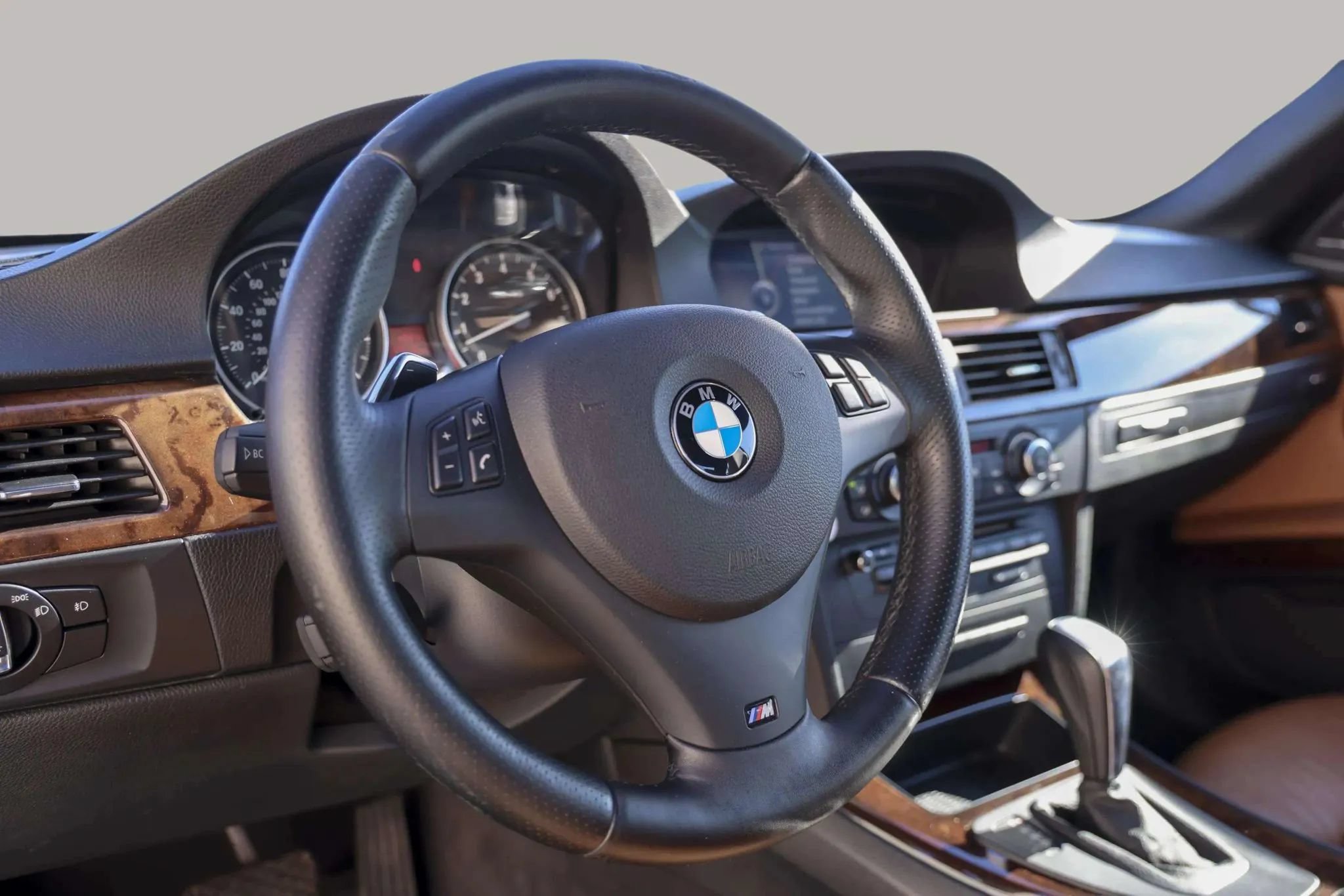 Used 2012 BMW 335i Convertible RWD image 20