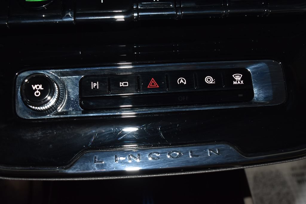 Used 2024 Lincoln Corsair Reserve AWD/4WD image 14