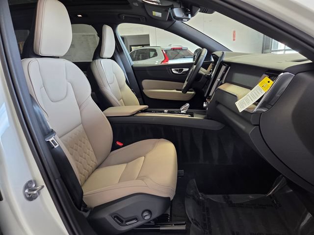 New 2026 Volvo XC60 B5 Plus w/ Protection Package Premier AWD/4WD image 17