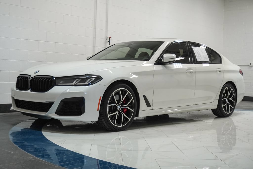 Used 2023 BMW 530i xDrive w/ M Sport Package AWD/4WD image 4