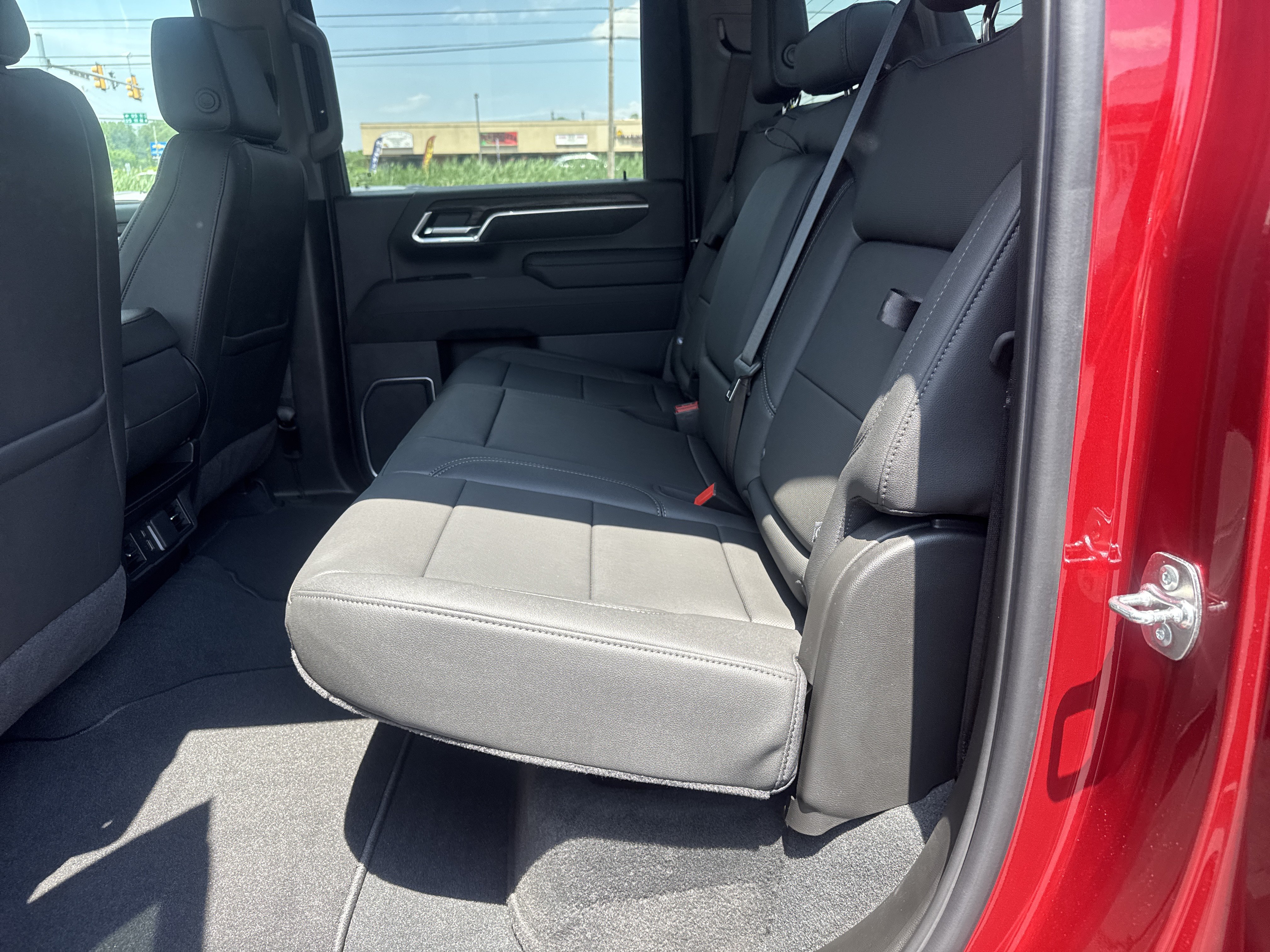 New 2026 GMC Sierra 2500 SLT AWD/4WD image 13