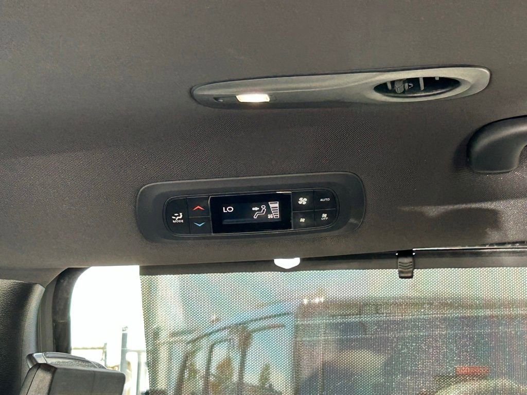 Used 2020 Chrysler Pacifica Touring-L Plus image 55