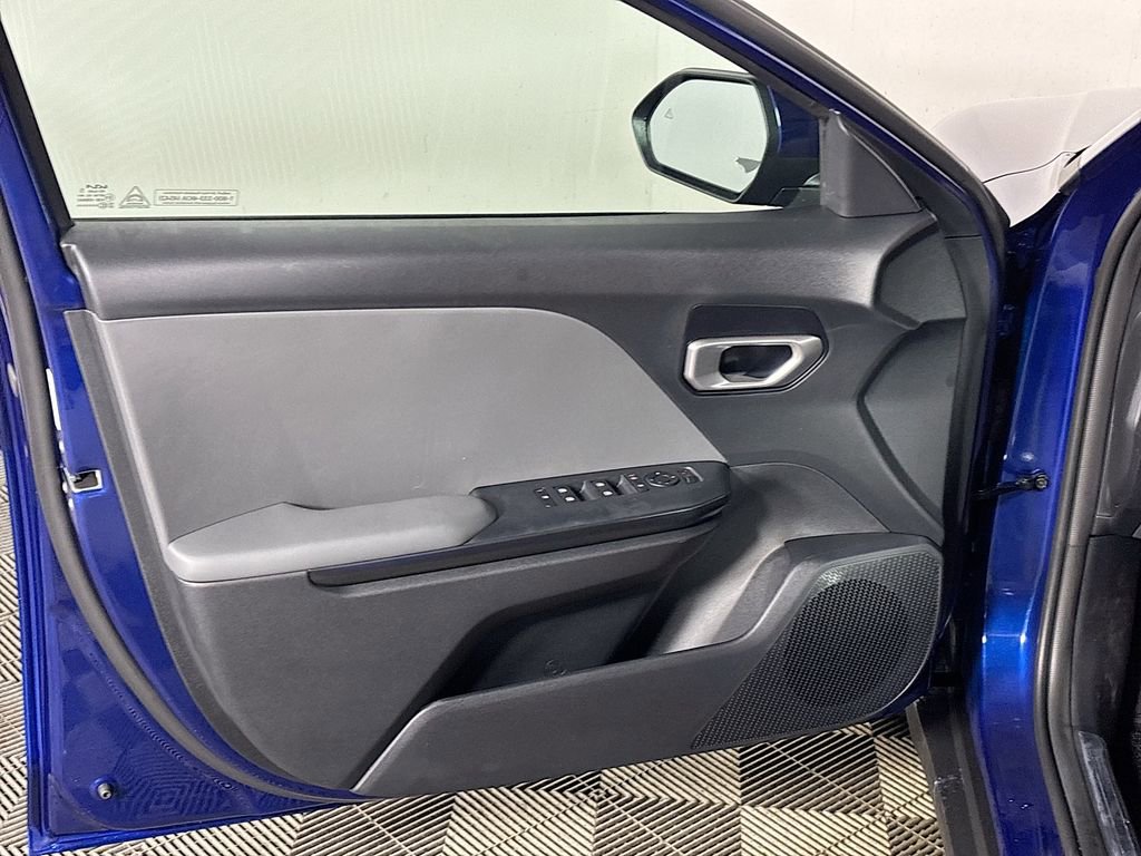 Certified 2025 Kia K4 LXS image 10