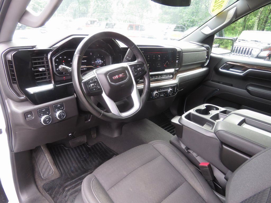 Used 2023 GMC Sierra 1500 Elevation image 12