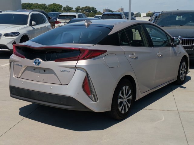 Used 2021 Toyota Prius Prime Limited FWD image 4