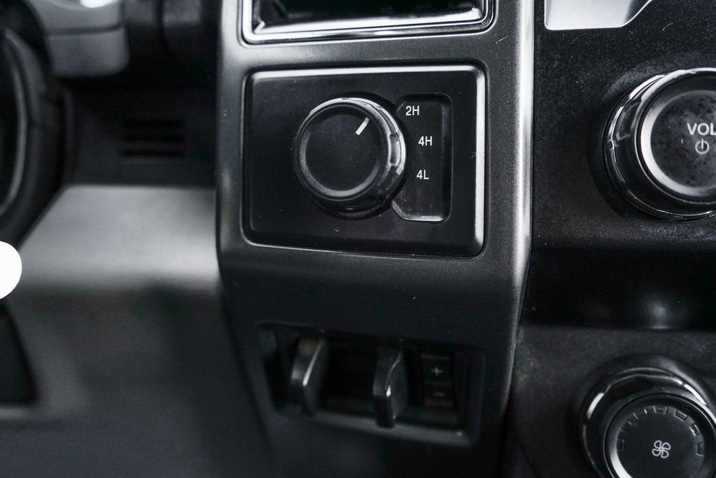 Used 2020 Ford F550 4x4 Crew Cab Super Duty image 28