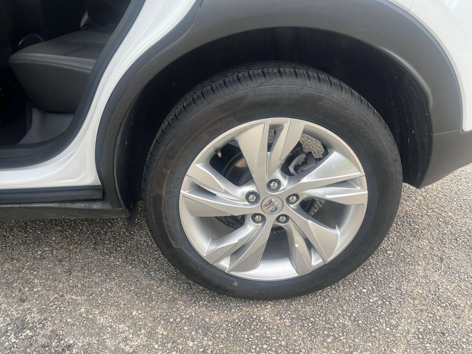 Used 2025 Buick Encore GX Preferred FWD image 28