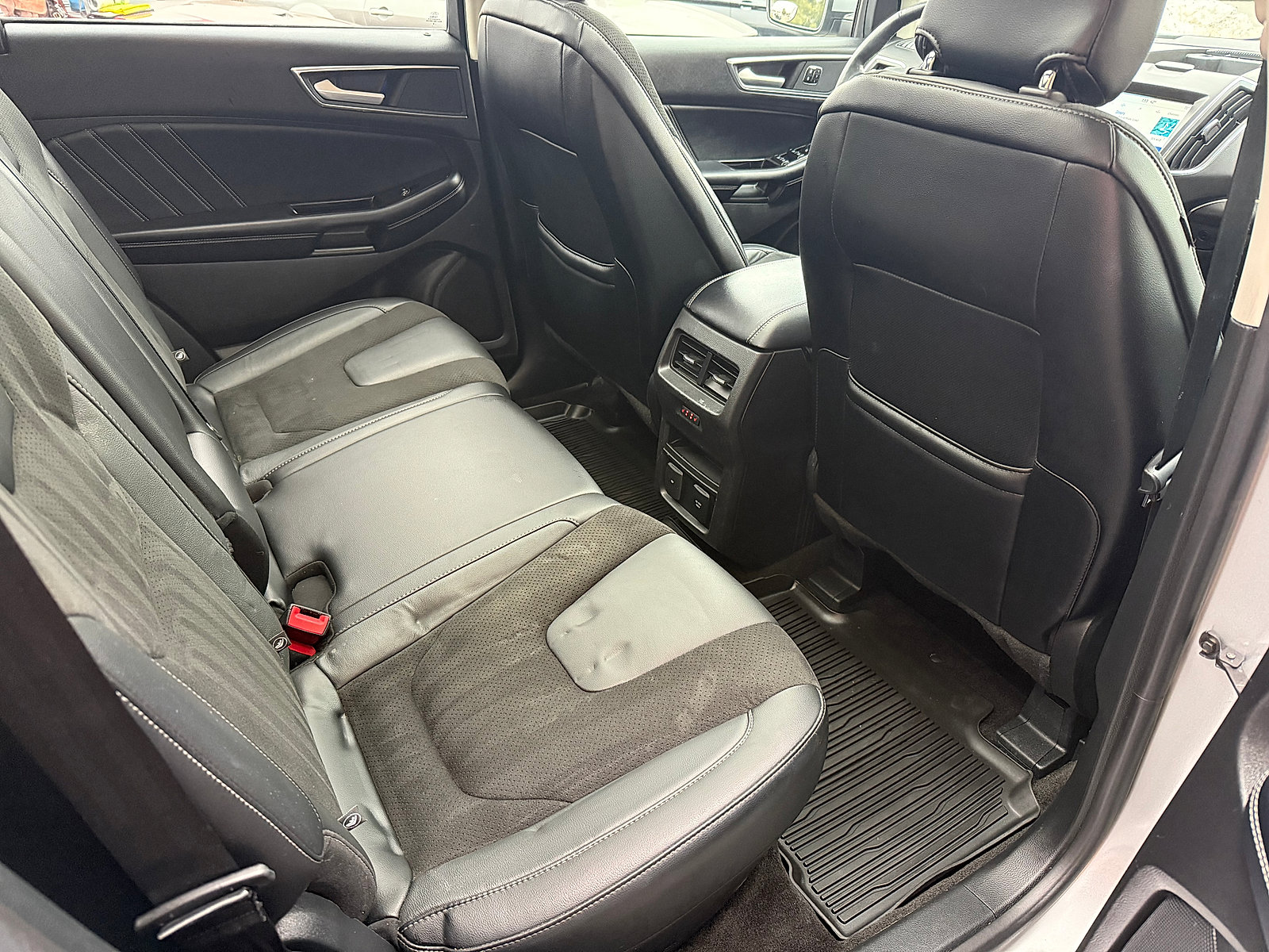 Used 2018 Ford Edge Sport w/ Equipment Group 401A AWD/4WD image 44