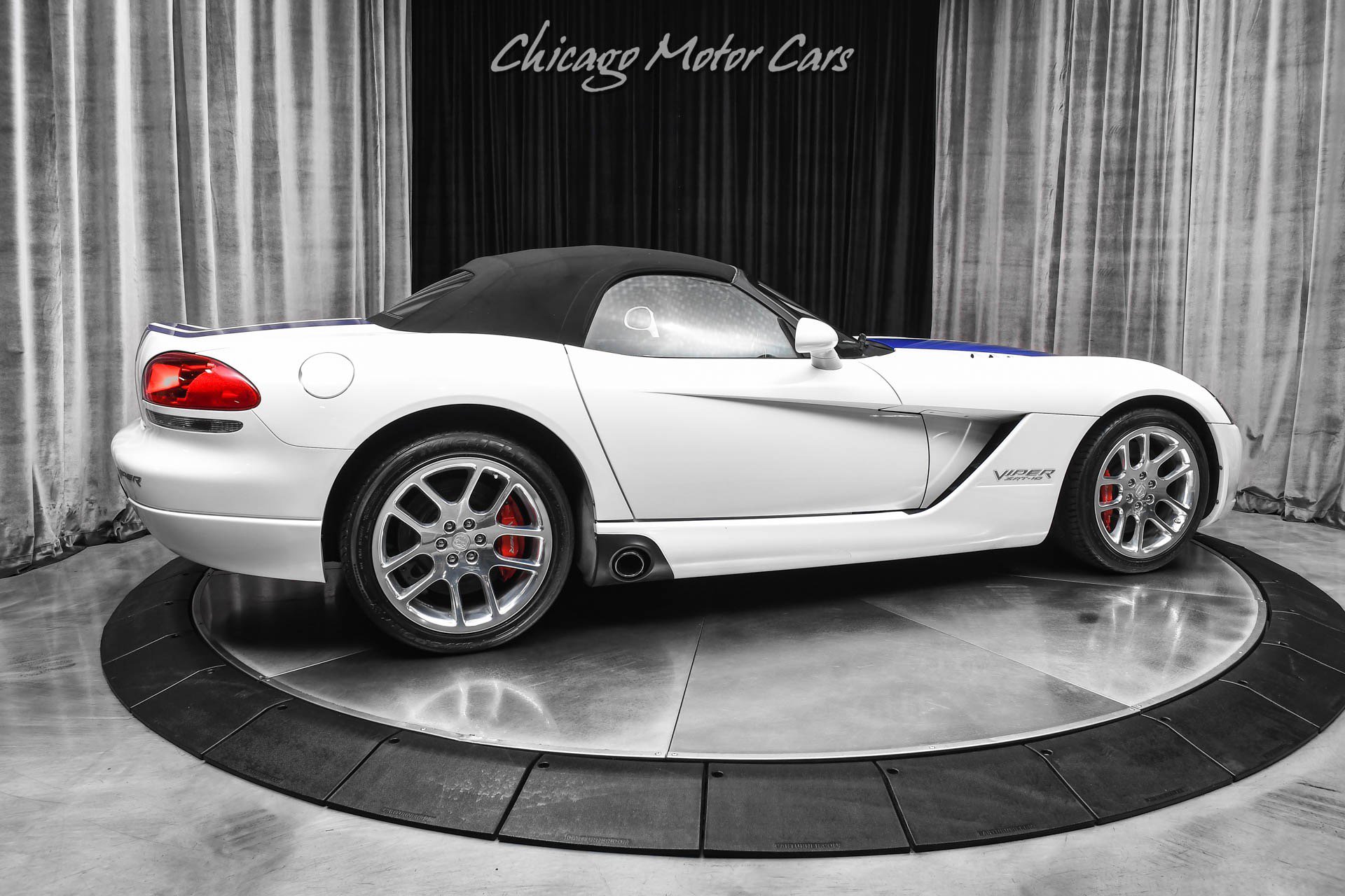 Used 2005 Dodge Viper SRT-10 image 39