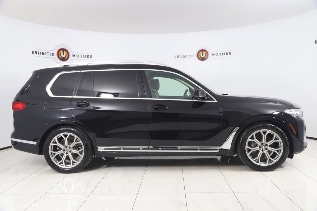 Used 2020 BMW X7 xDrive40i w/ Premium Package AWD/4WD image 2