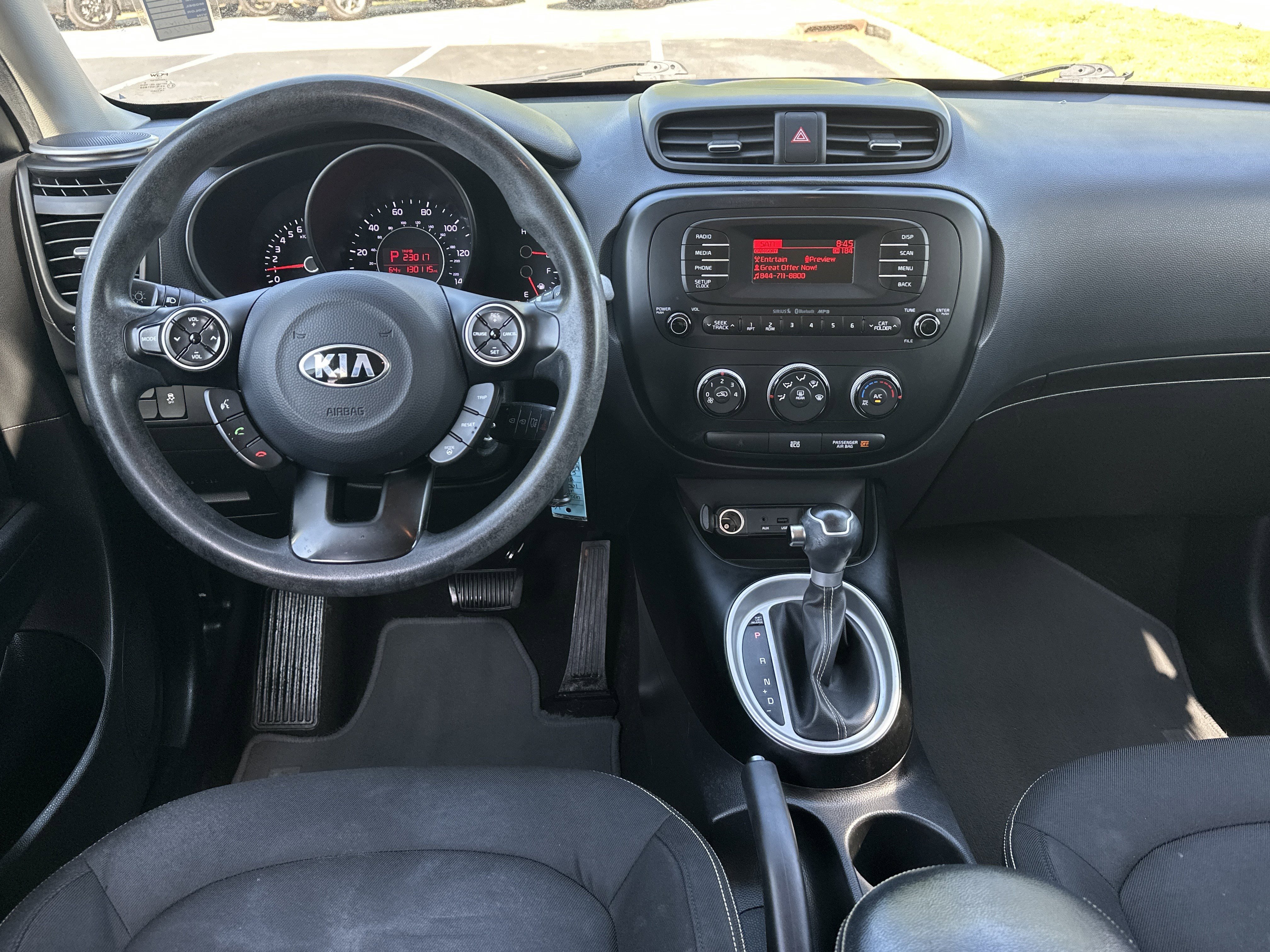 Used 2015 Kia Soul + FWD image 22