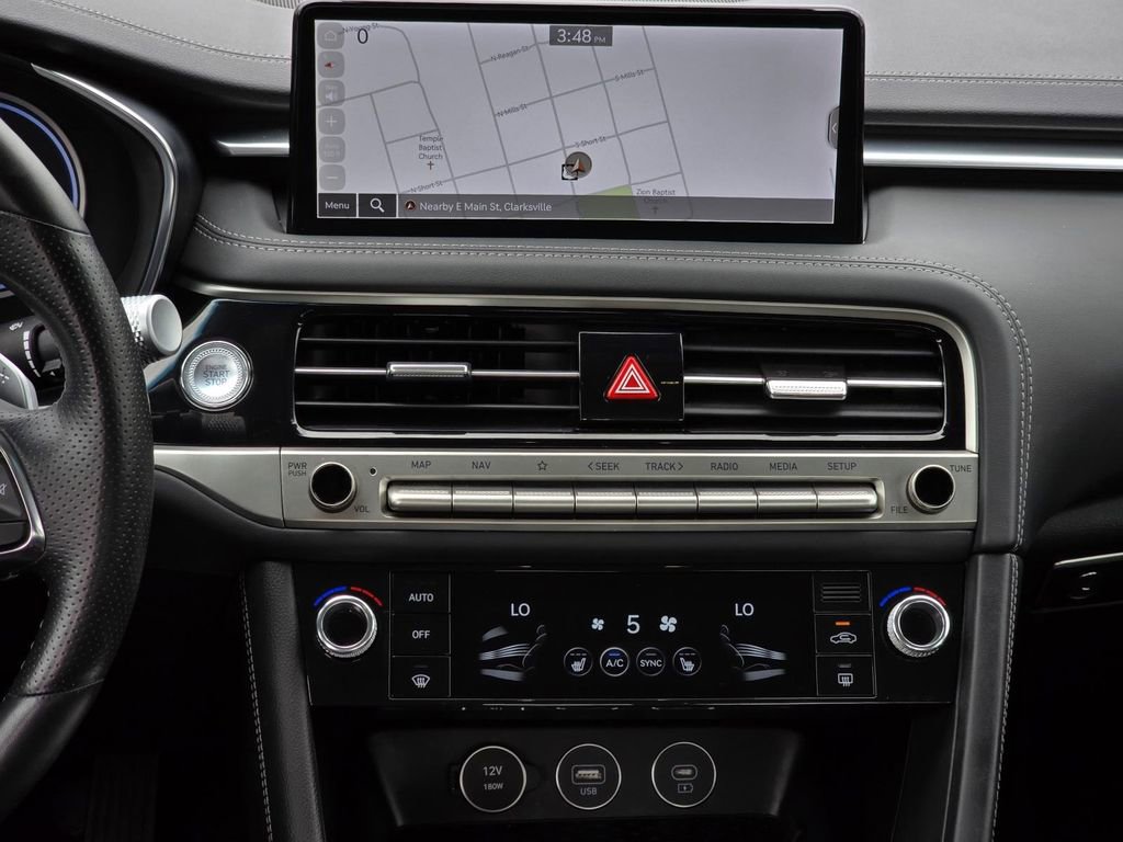 Used 2025 Genesis G70 2.5T RWD image 11