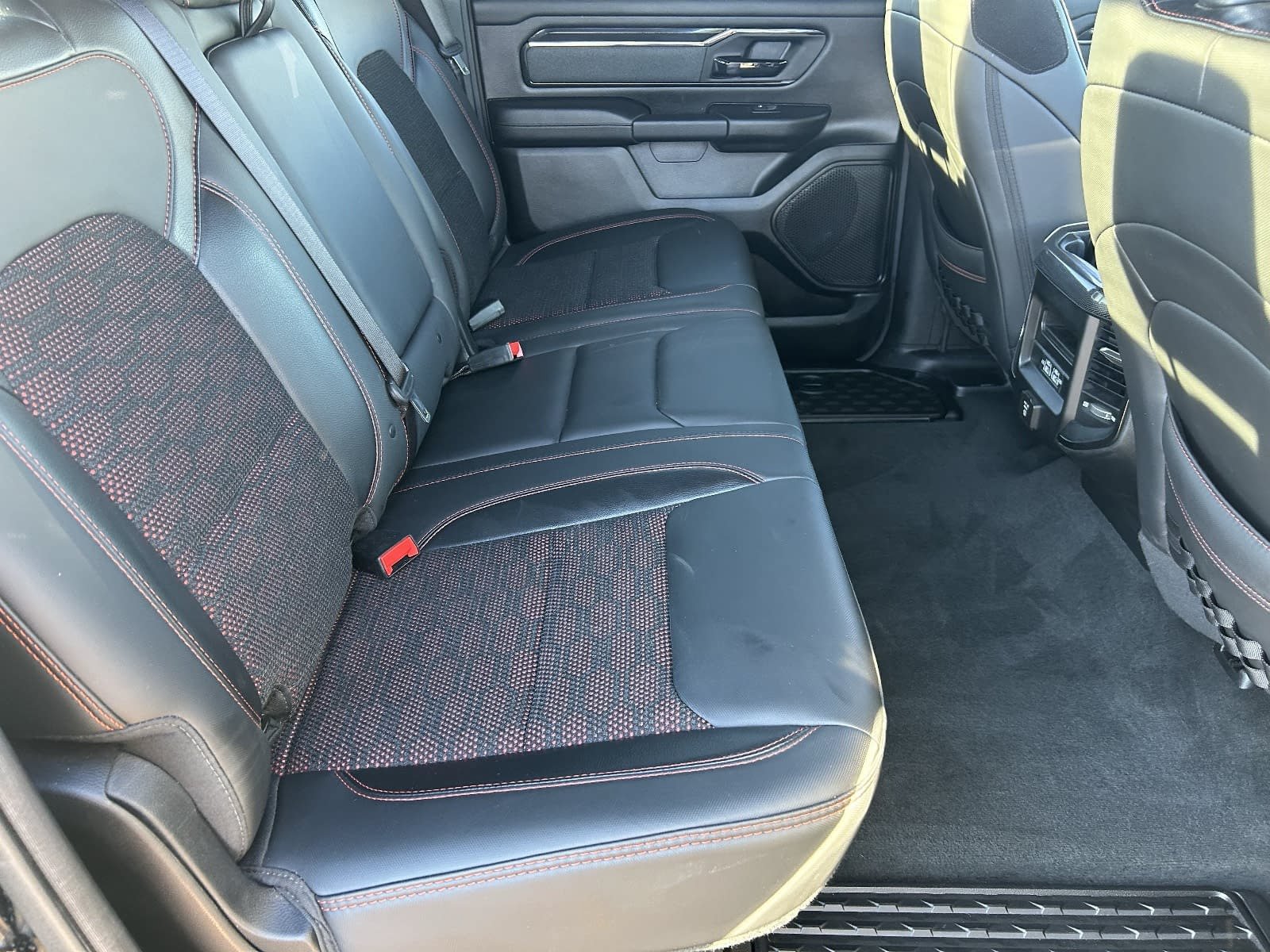 Used 2022 RAM 1500 Big Horn w/ Built-to-serve Edition AWD/4WD image 16