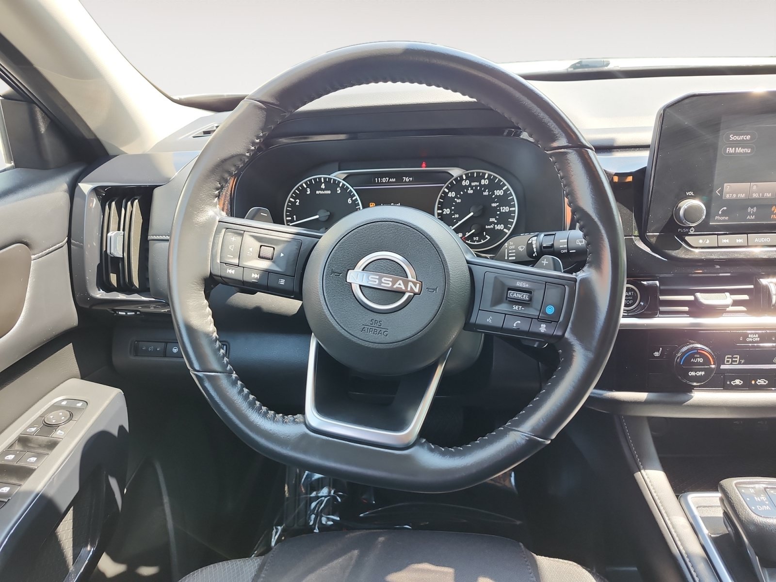 Used 2024 Nissan Pathfinder SV AWD/4WD image 12