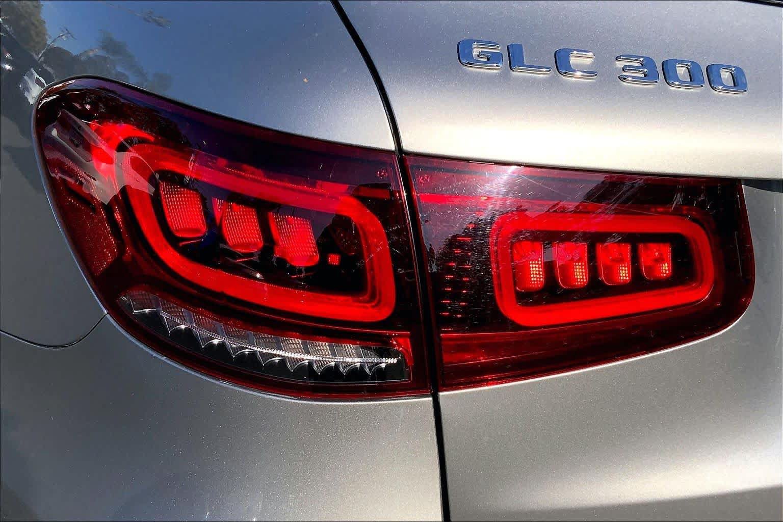 Used 2021 Mercedes-Benz GLC 300 image 28