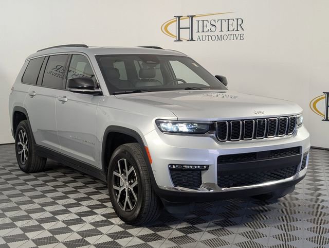 Used 2024 Jeep Grand Cherokee L Limited w/ Luxury Tech Group II AWD/4WD image 2