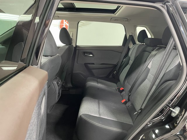 Used 2021 Nissan Rogue SV AWD/4WD image 21