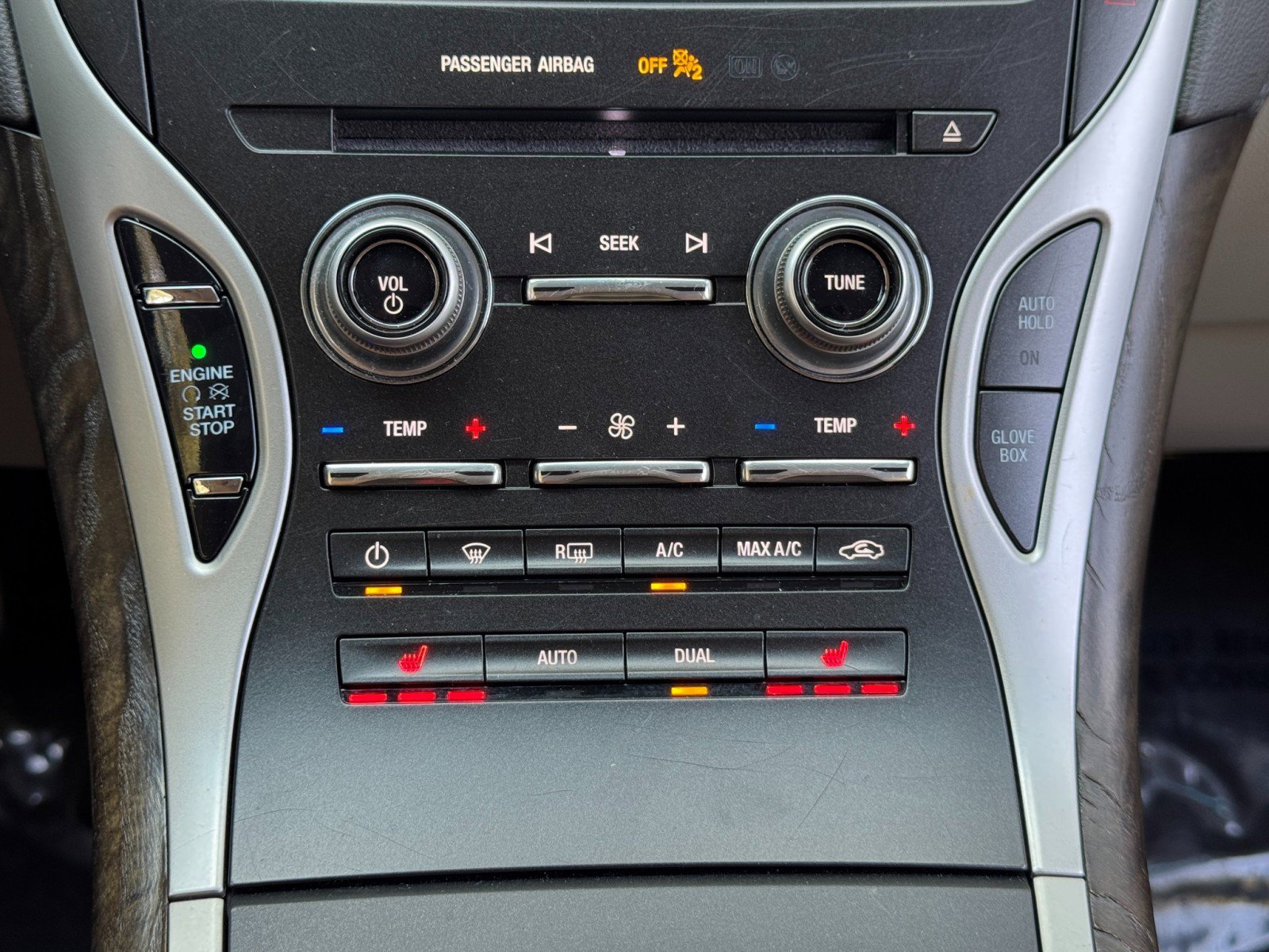 Used 2017 Lincoln MKX Select w/ Select Plus Package image 25