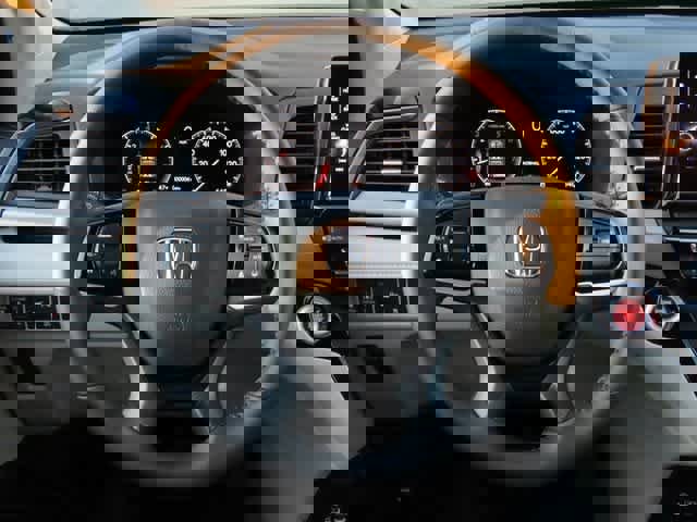 New 2026 Honda Odyssey Touring image 23