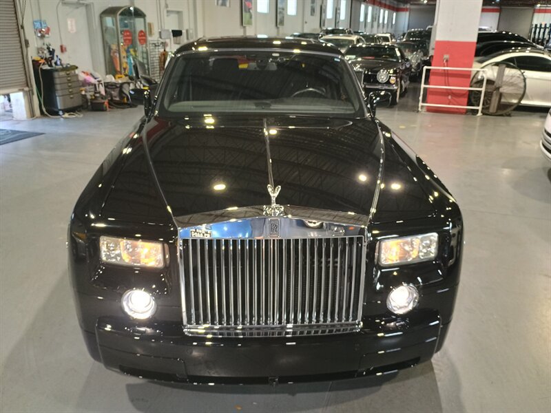 Used 2009 Rolls-Royce Phantom Sedan RWD image 10