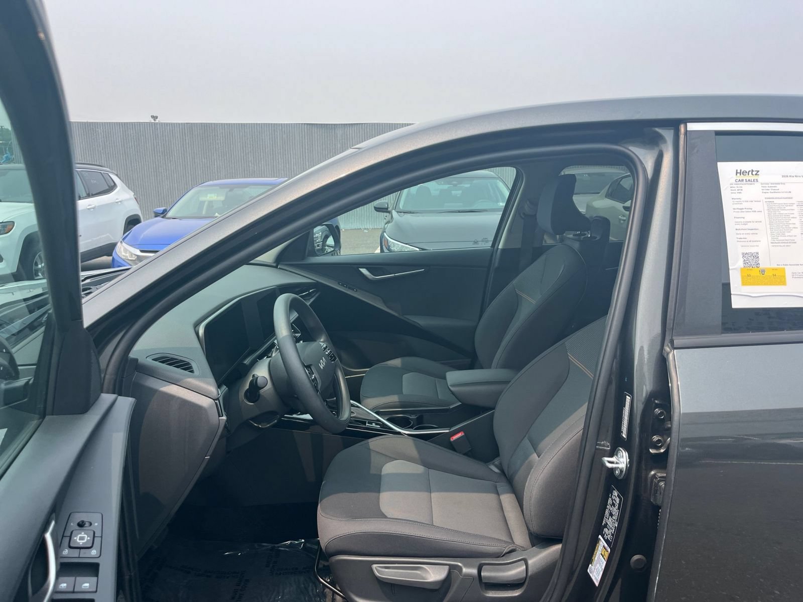 Used 2026 Kia Niro LX FWD image 25