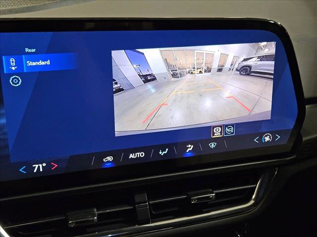 New 2026 Chevrolet Equinox EV LT w/ Midnight Package image 12