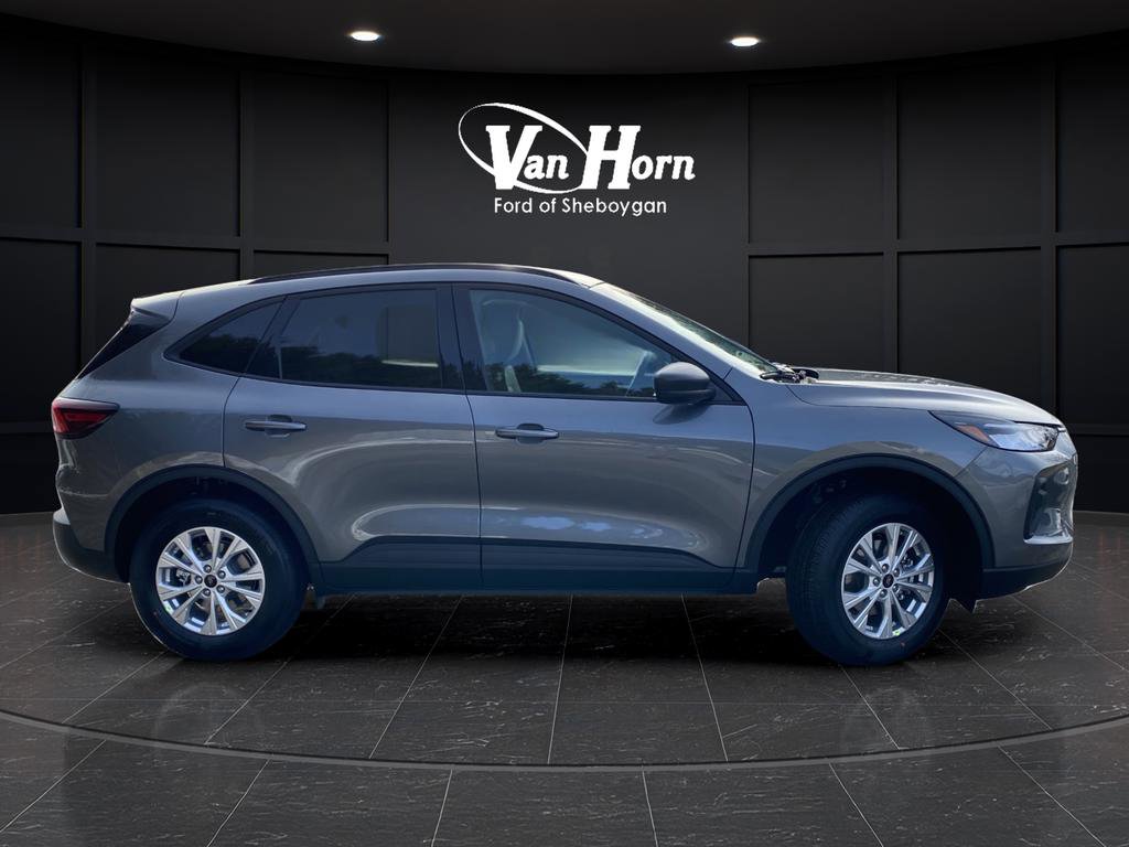 New 2026 Ford Escape Active w/ Active Premium Tech Pack image 2