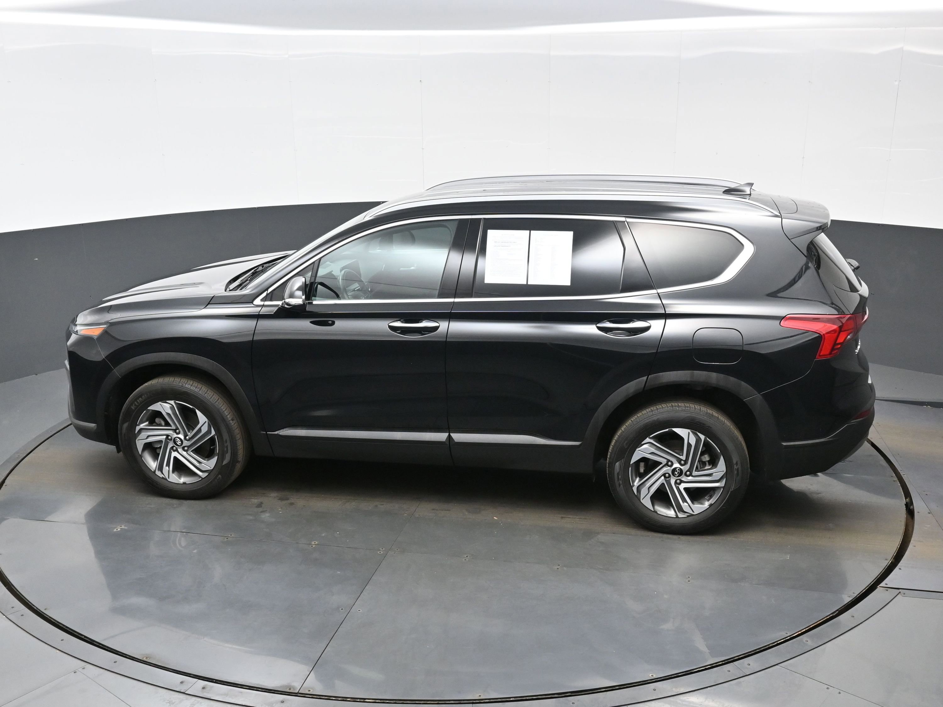 Certified 2023 Hyundai Santa Fe SEL image 32