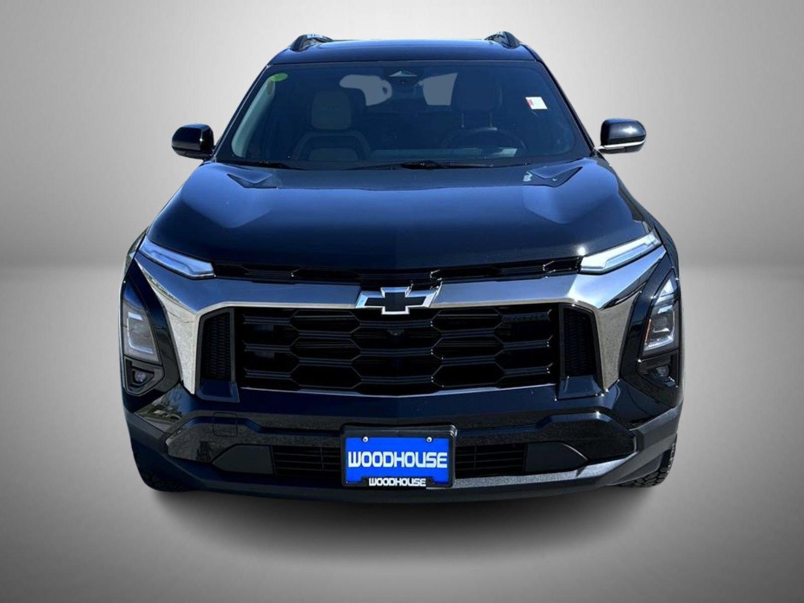 Certified 2025 Chevrolet Equinox ACTIV w/ Safety and Technology Package AWD/4WD image 2