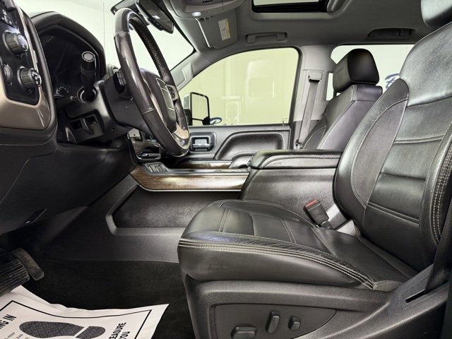 Used 2018 GMC Sierra 2500 Denali w/ Duramax Plus Package image 16