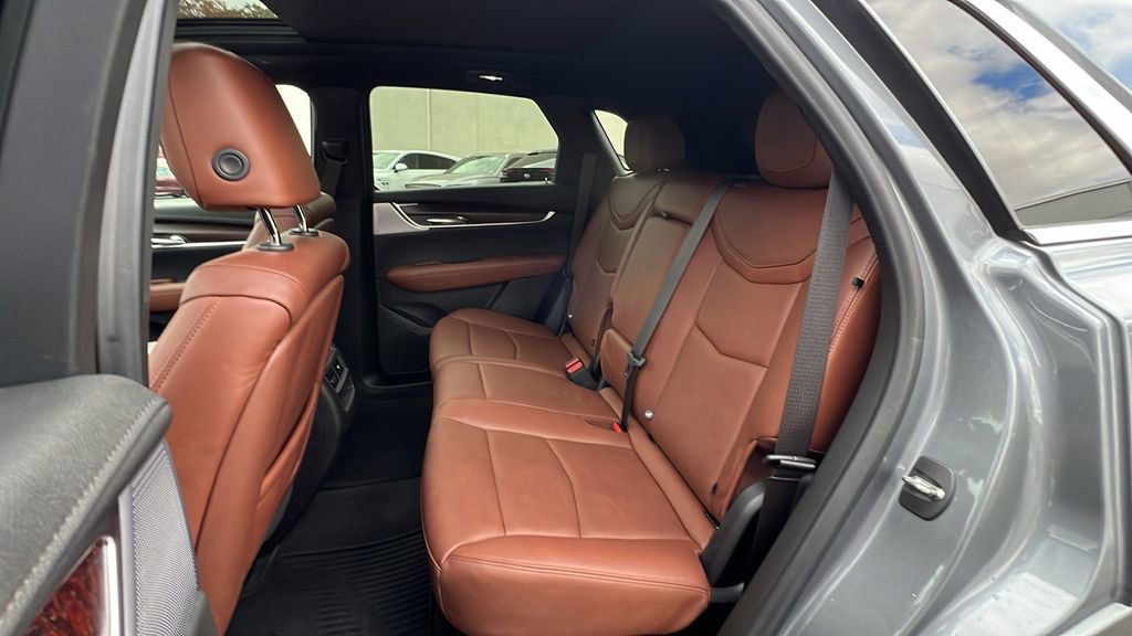Used 2022 Cadillac XT5 Premium Luxury image 38