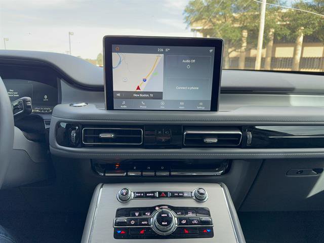 Used 2020 Lincoln Aviator Reserve w/ Class IV Trailer Tow Package RWD image 14