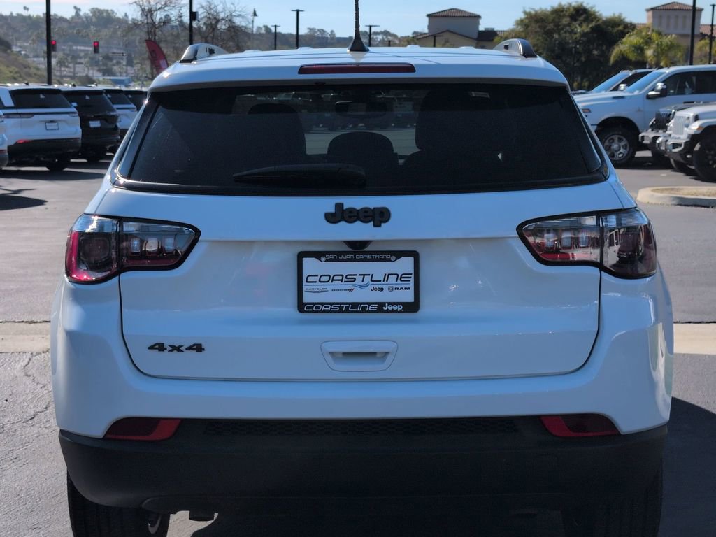 New 2026 Jeep Compass Latitude image 6