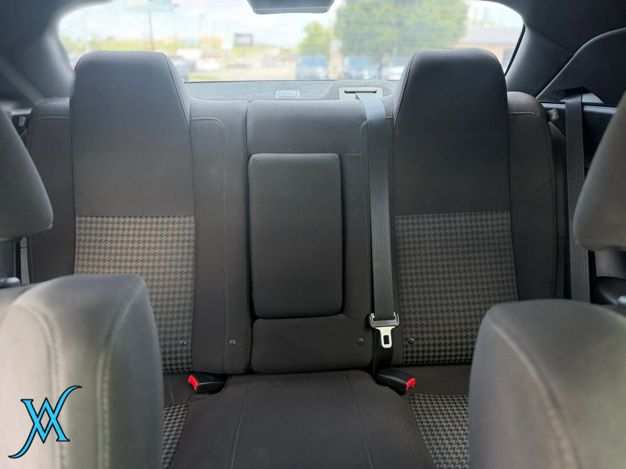 Used 2017 Dodge Challenger R/T RWD image 19