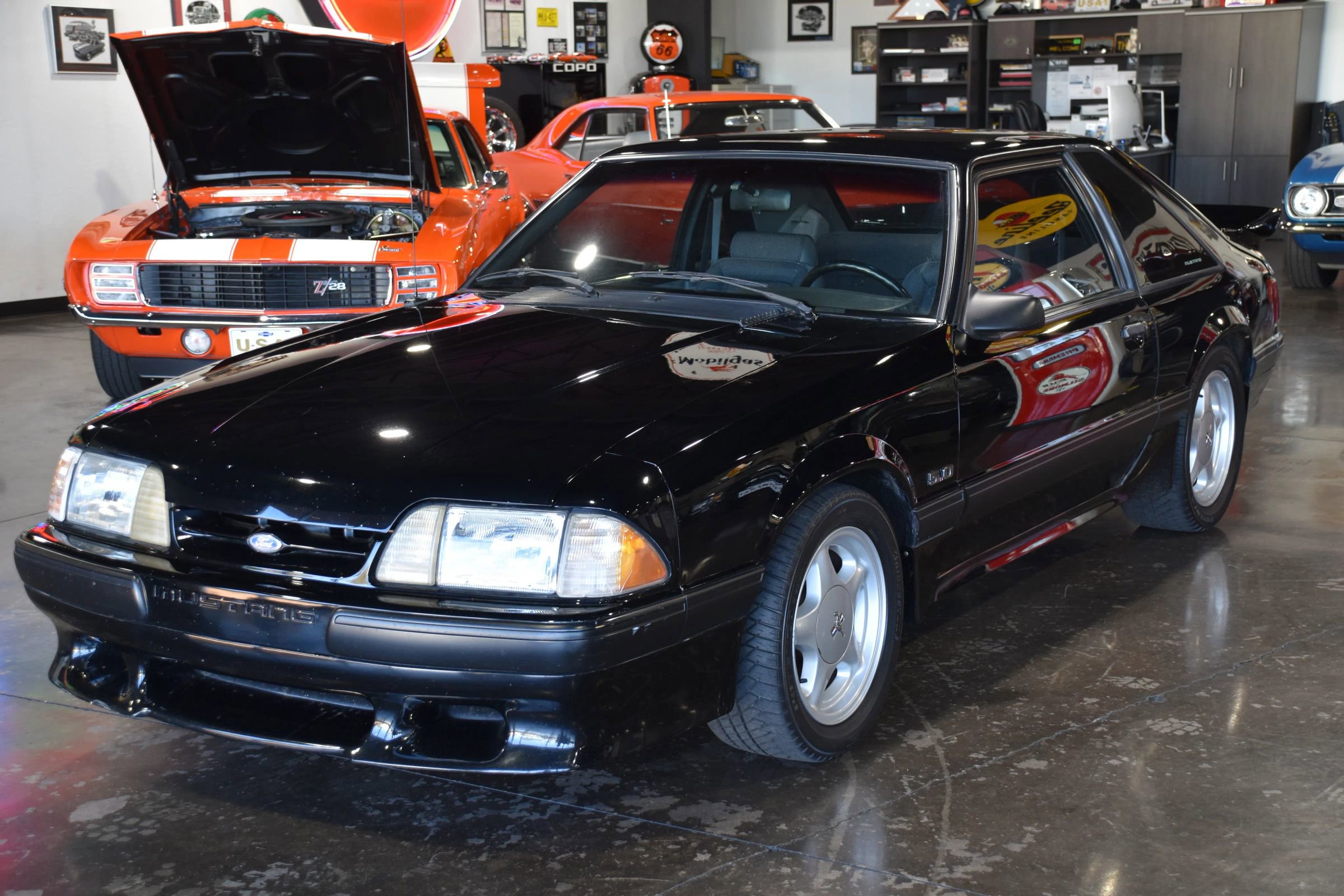 Used 1991 Ford Mustang LX RWD image 4
