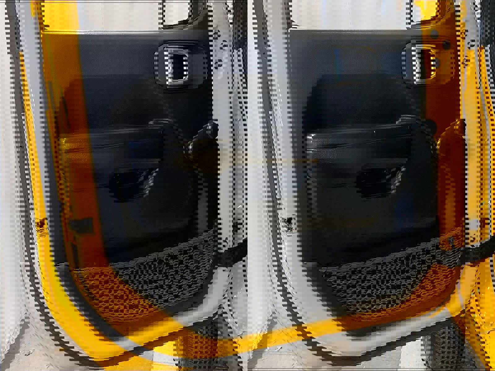 Used 2021 Jeep Wrangler Sport AWD/4WD image 9