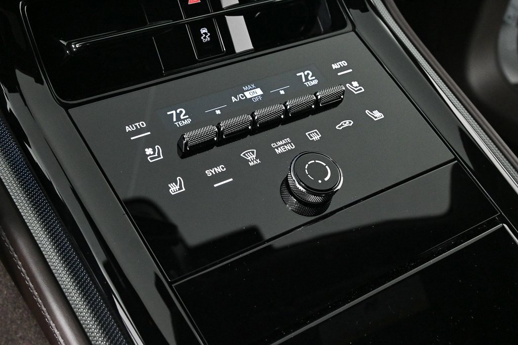 New 2026 Porsche Panamera image 17