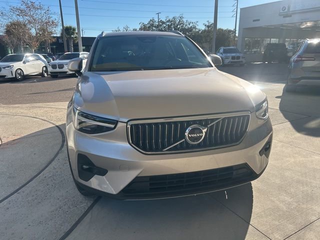 Used 2024 Volvo XC40 B5 Ultimate w/ Protection Package Premier image 2