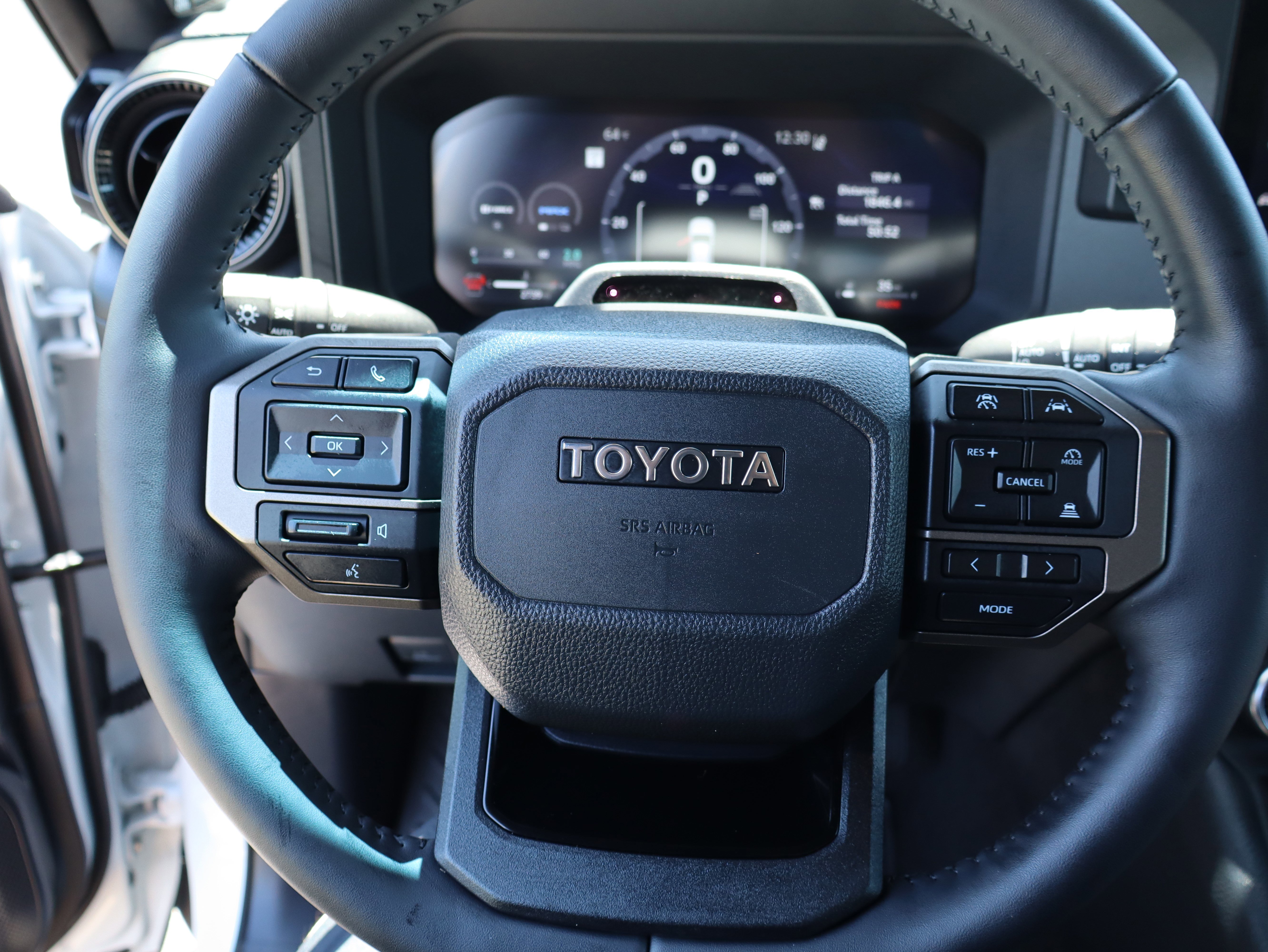 Used 2026 Toyota Land Cruiser w/ Premium Package AWD/4WD image 27