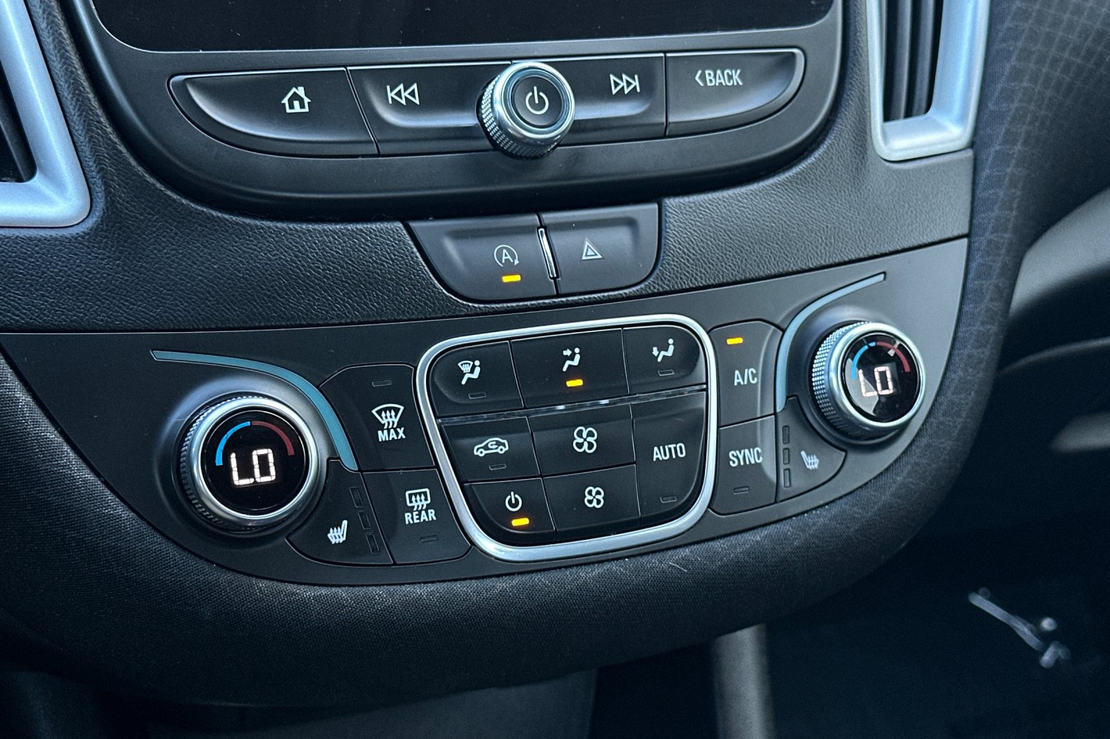 Used 2024 Chevrolet Malibu LT FWD image 26